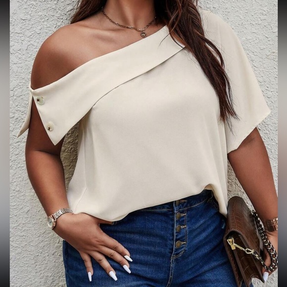 Boho plus size asymmetrical hem blouse - Picture 1 of 5